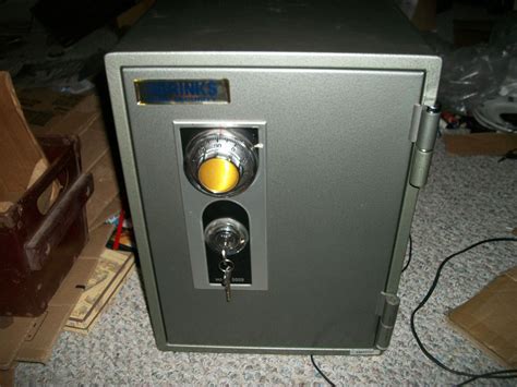 Brinks Safe Manuals. First Alert supports certain models of Brinks home safes manufactured prior to 2010. Refer to this guide to find available product manuals for pre …